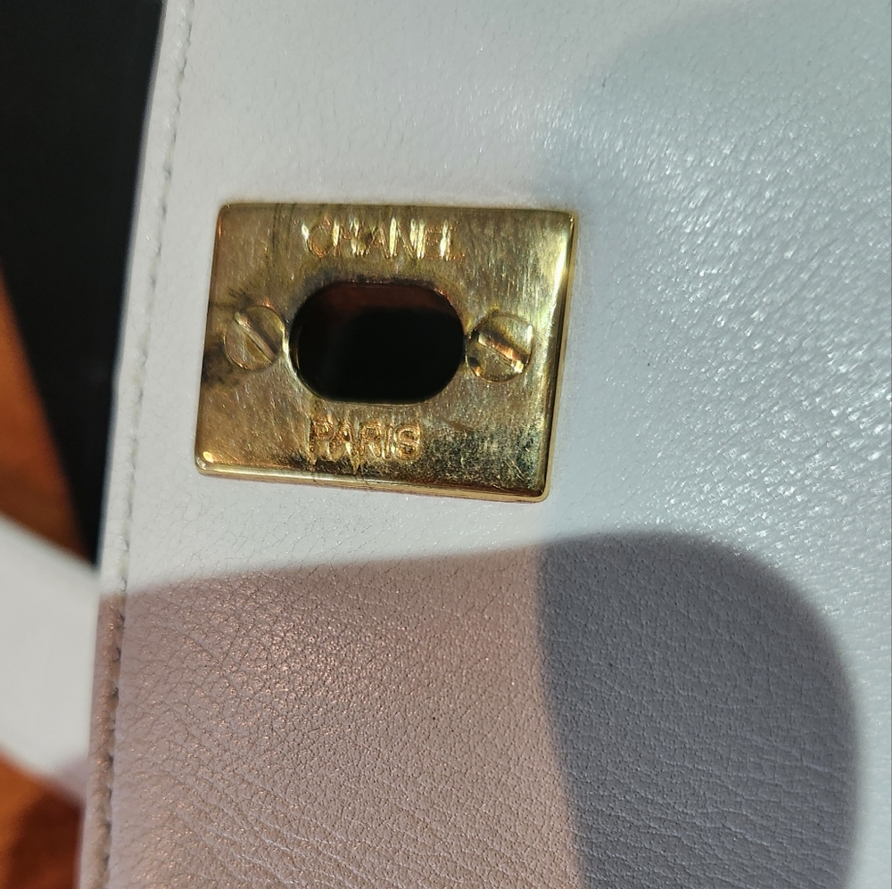 Auth Chanel Vintage Belt Bag - Picture 4 of 12